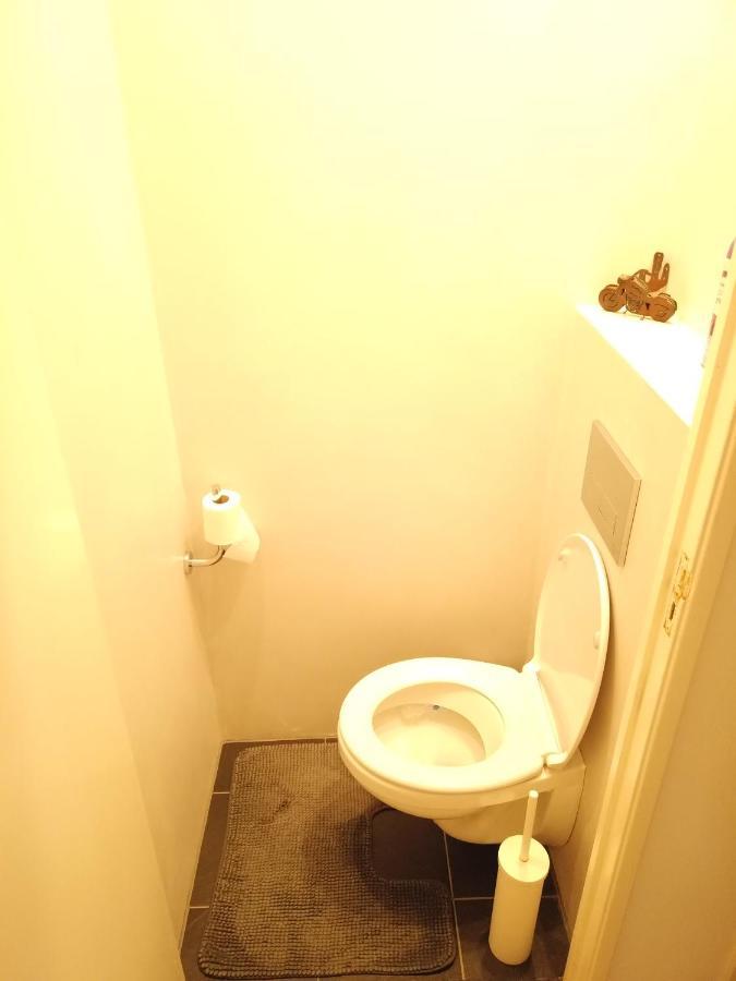 2-Room Apartment + 2 E-Bikes Alkmaar Eksteriør billede